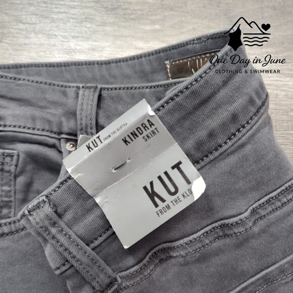 Kut from the Kloth Kendra Denim Maxi Skirt Size 6 - Picture 2 of 5